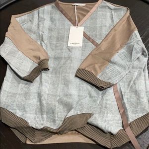 Grifflin Paris gray wrap jacket size medium.